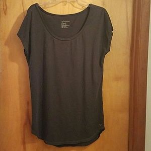 AE scoop neck t-shirt