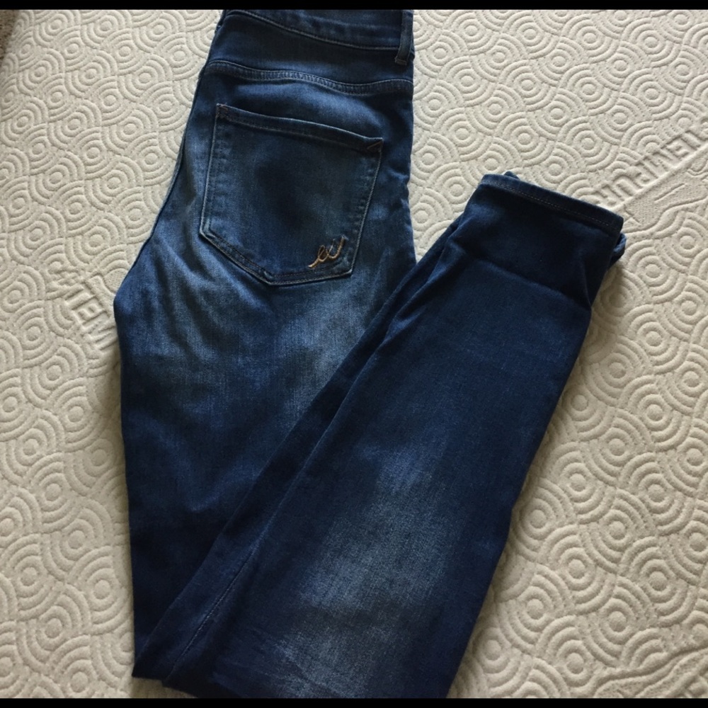 Express High Rise light color jean legging