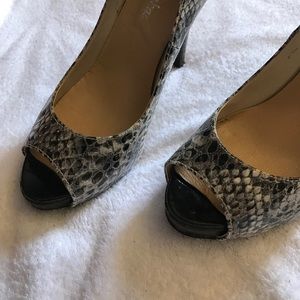 Moustakas Shoes - Snake print heels. Moustakas Shoes - Snake print heels.