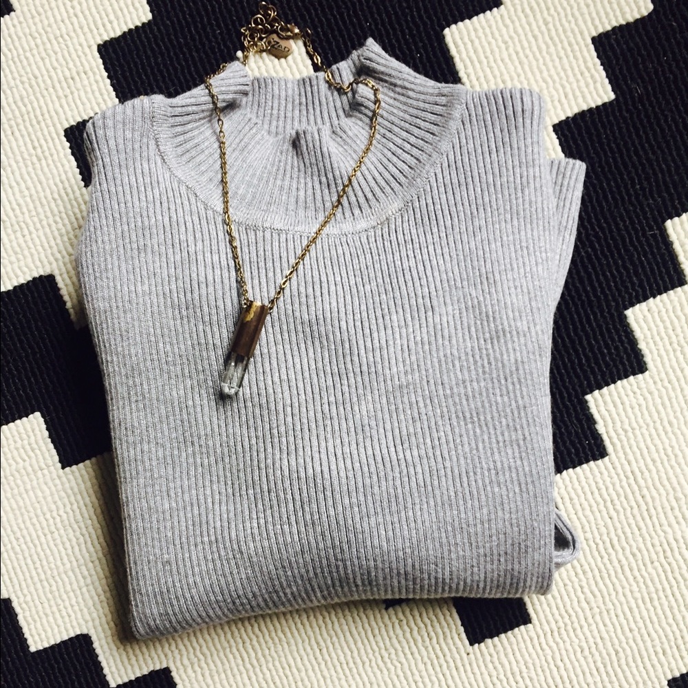 Cropped top BRAND NEW