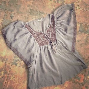 Grey bohemian blouse with brownish grey accents
