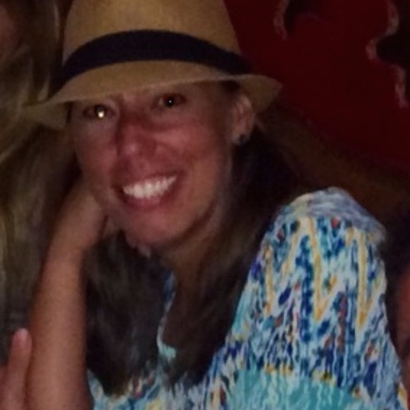 Meet your Posher, Jill - Picture 3 of 8