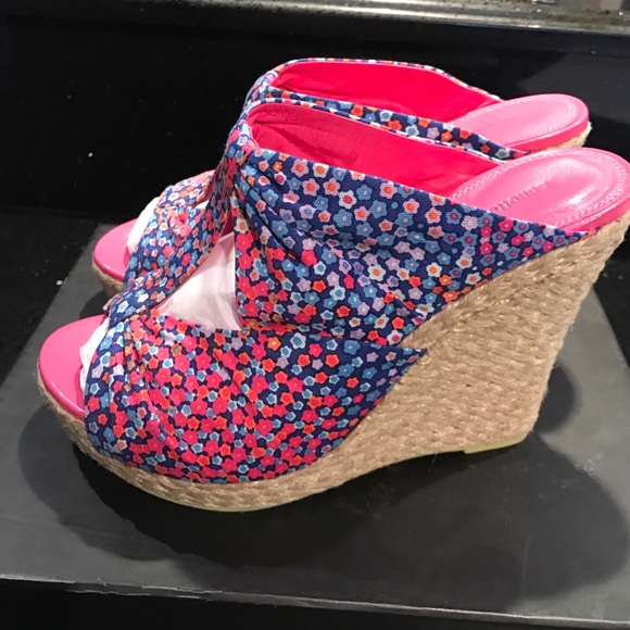 Nanette Lepore Honey Bee Sandal - Picture 2 of 4