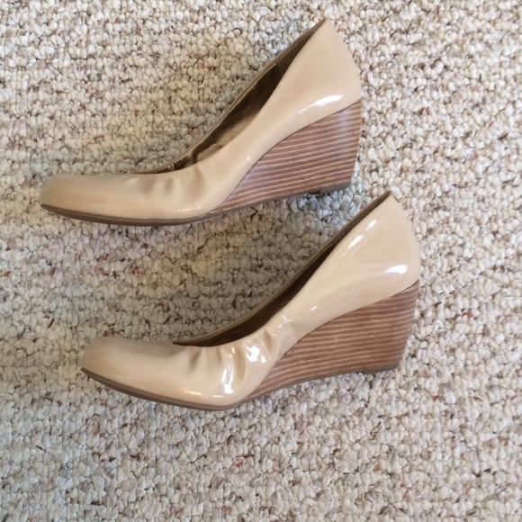 BCBGeneration Shoes - BCBGeneration wedge patent leather heels