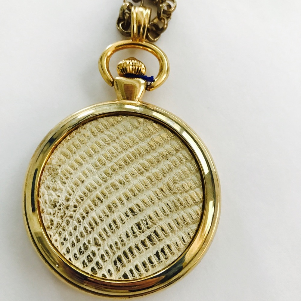 Kara Ross Gold Medallion Necklace
