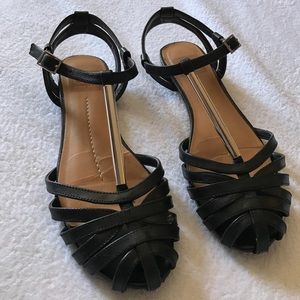 Shoes - Dolce Vita sandals with gold bar. Shoes - Dolce Vita sandals with gold bar.