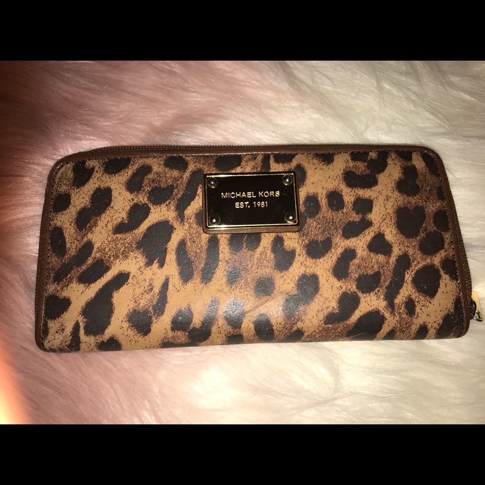 AUTHENTIC Michael Kors Leopard print wallet
