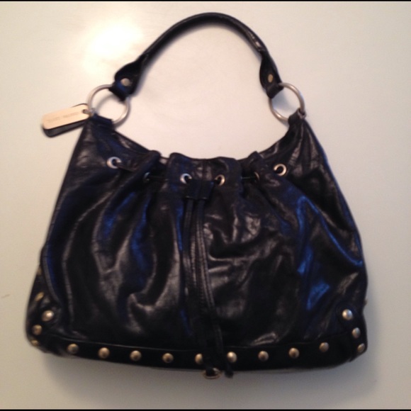Charles David Handbags - ❤️SALE❤️Charles David black leather purse