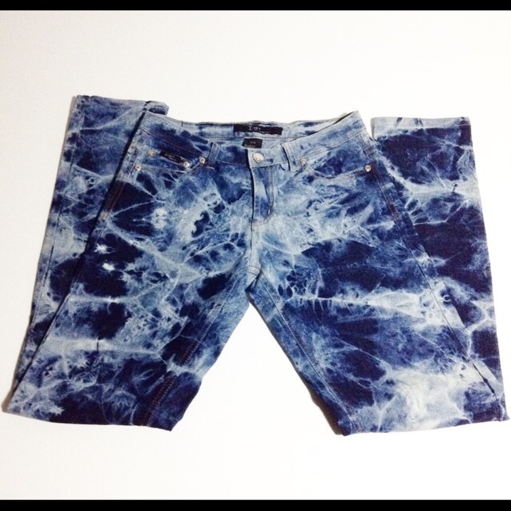 Acid Wash Skinny Jeans