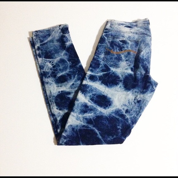 Acid Wash Skinny Jeans - Picture 4 of 4