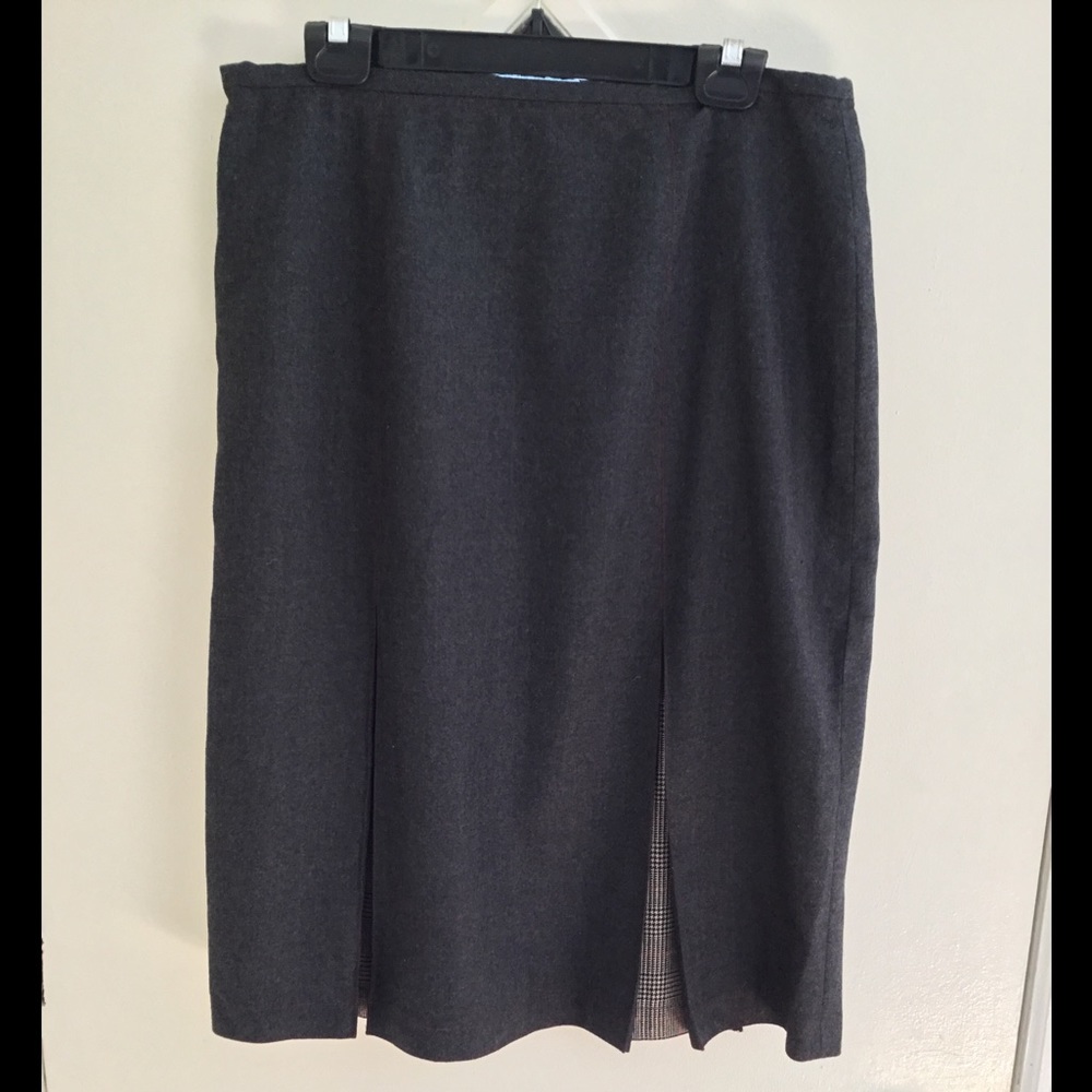 Gray wool skirt
