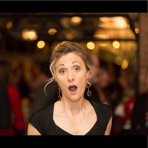 Meet your Posher, Heather - Picture 2 of 3