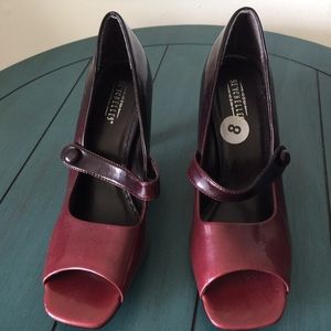 Seychelles Delightful Burgundy Pumps