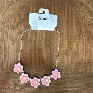 New Mudd Necklace