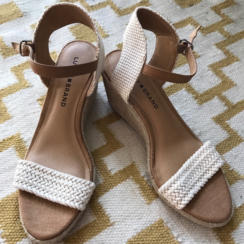 Cute, never been worn Lucky Brand espadrilles!