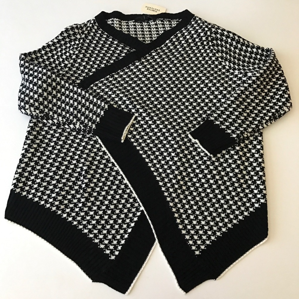 Forever 21 sweater - Picture 3 of 6