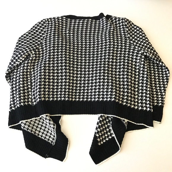 Forever 21 sweater - Picture 4 of 6