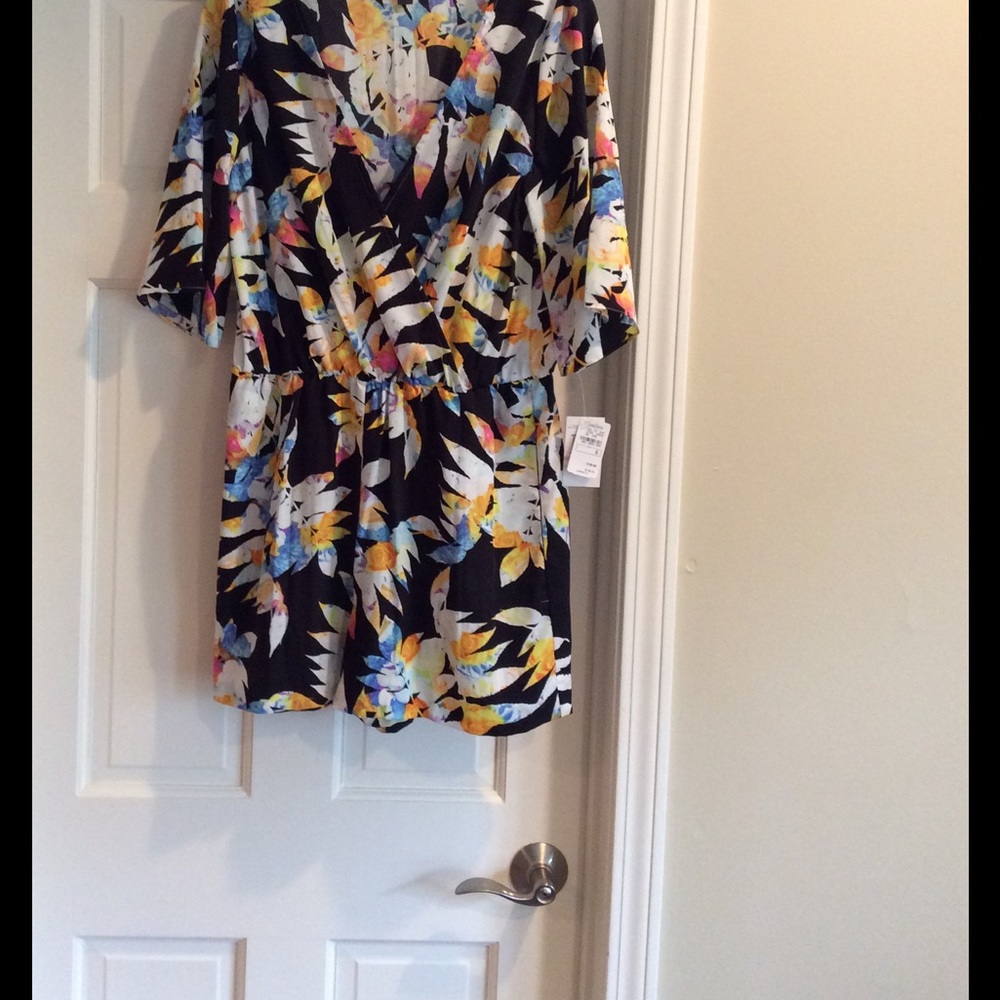 Muse Romper! Size 6, NWT