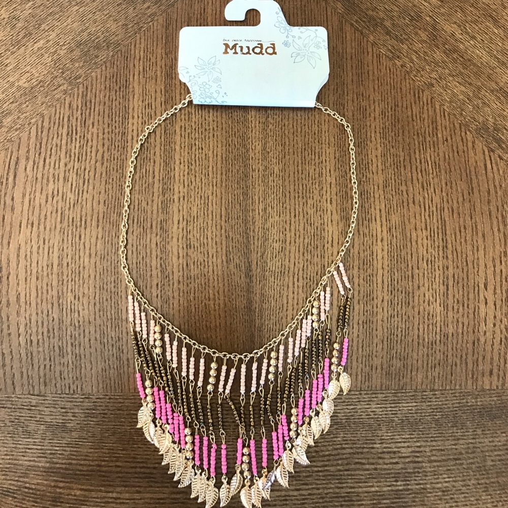 New Mudd necklace