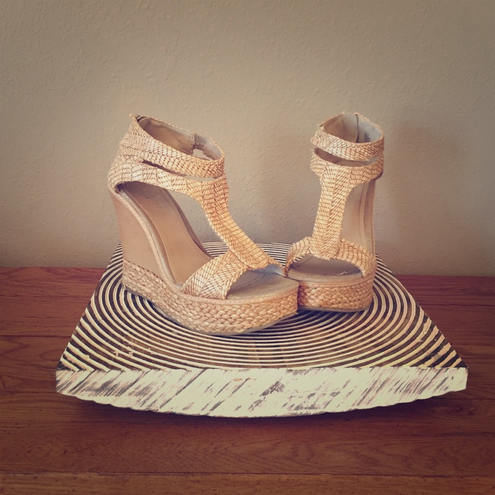 Kenneth Cole wedges