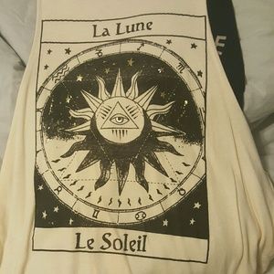 Muscle la luna tank top