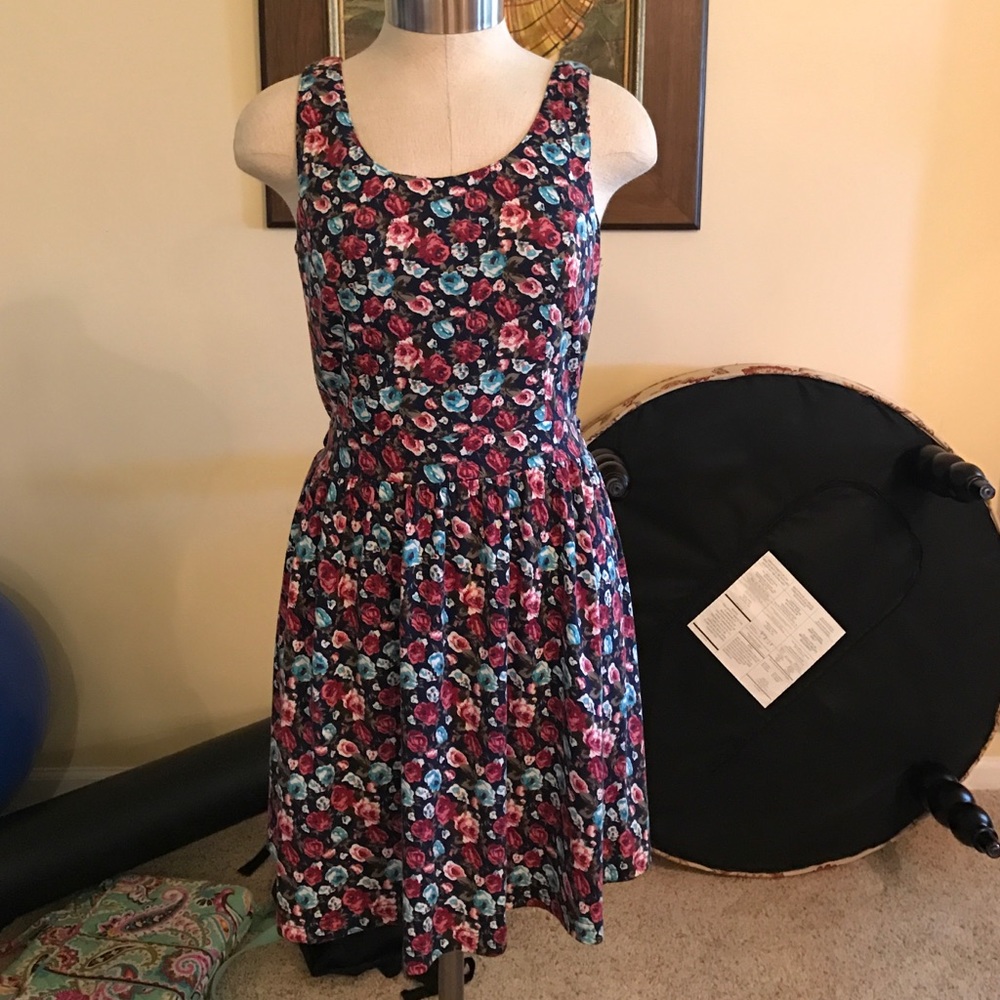 NWOT LF open back sundress