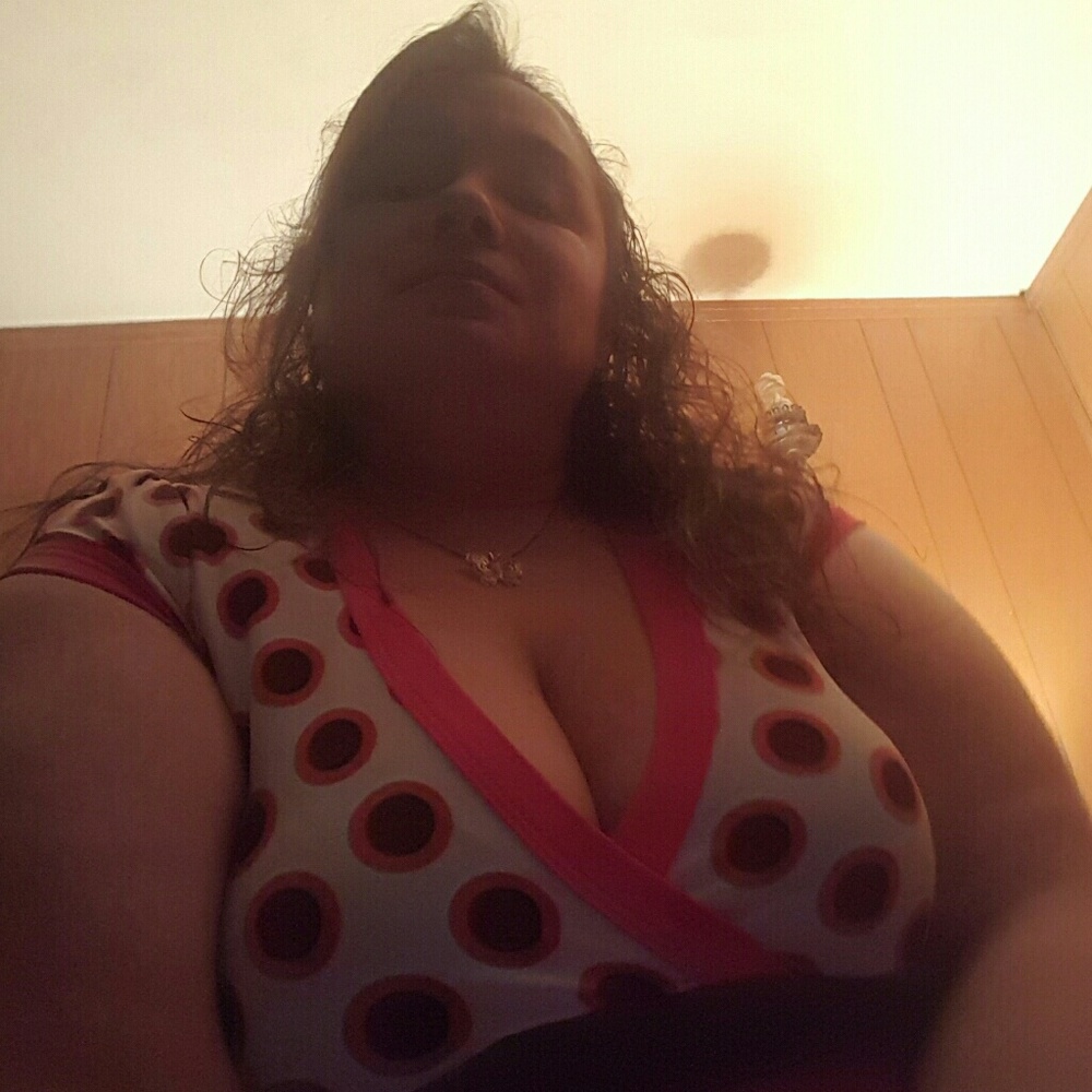 Meet your Posher, Angie