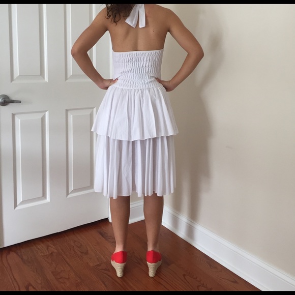 Gorgeous Halter Dress💕 - Picture 3 of 6