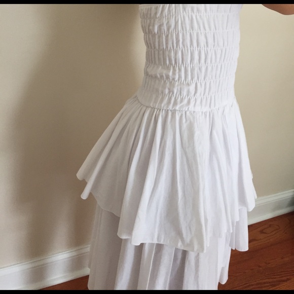 Gorgeous Halter Dress💕 - Picture 6 of 6