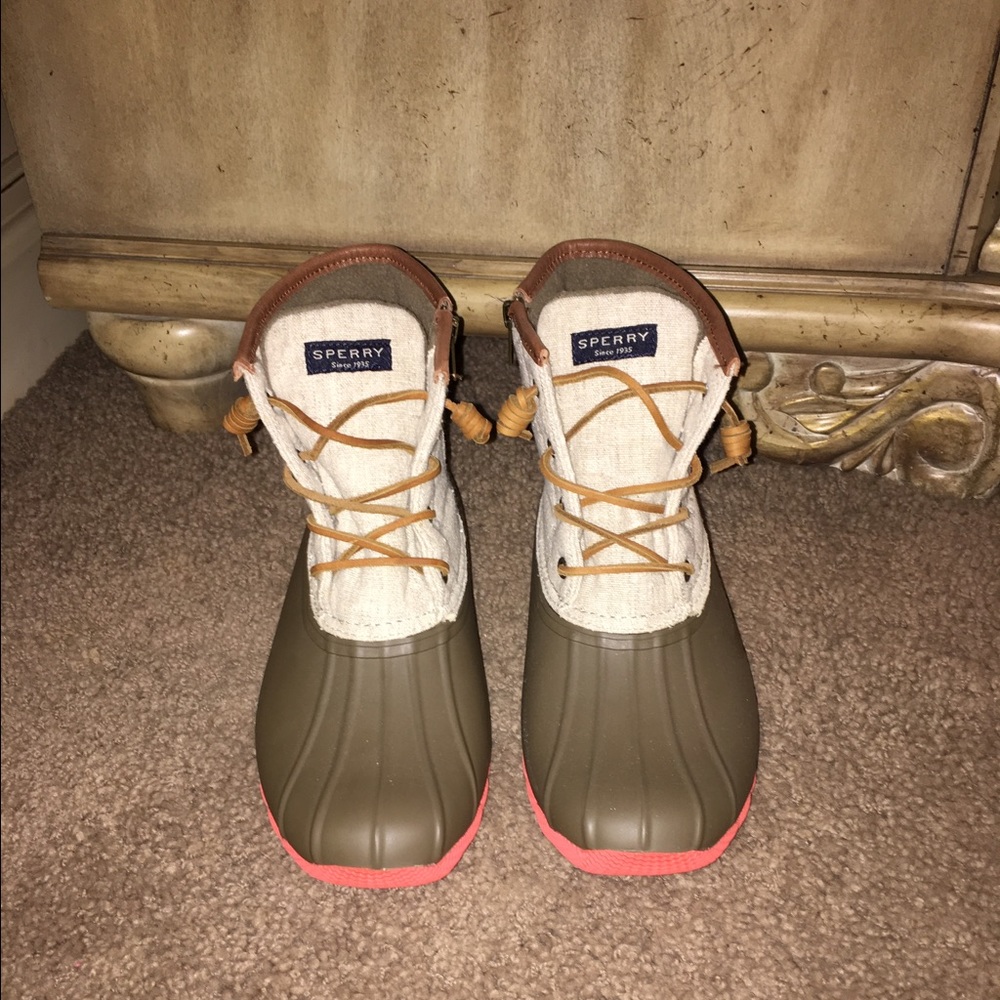 Sperry Duck boots