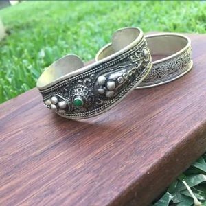 2 silver plated bangles