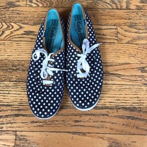 🦋Blue polka dot Keds🦋