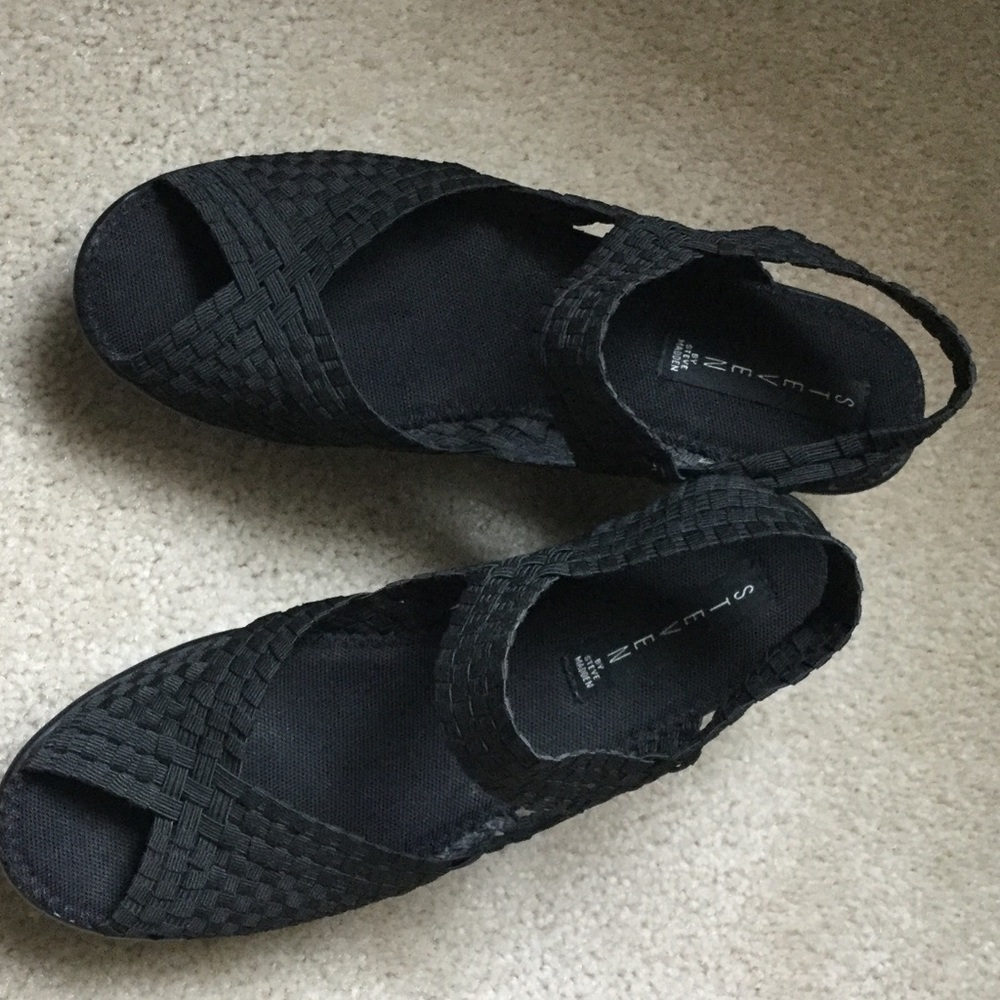 Never worn, Steven by Steve Madden Woven wedge