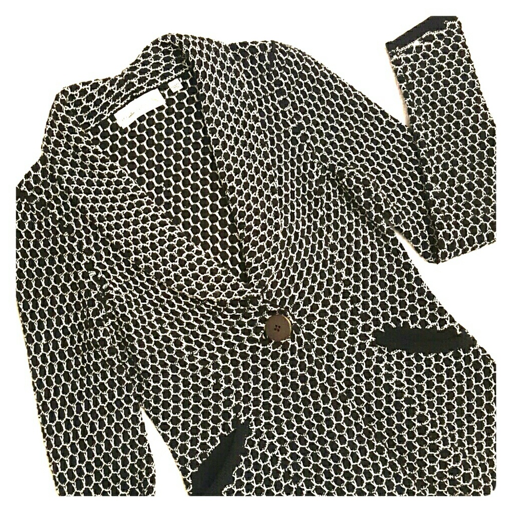 Anthropologie black/white blazer sweater