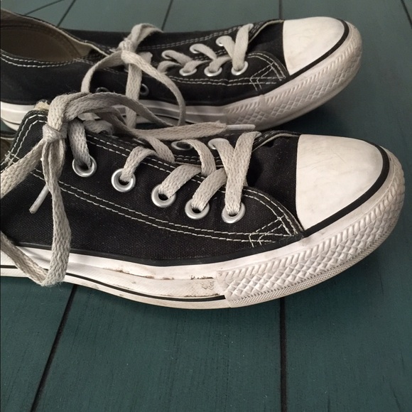 Converse Low Top All Star Chucks Black & White - Picture 5 of 7