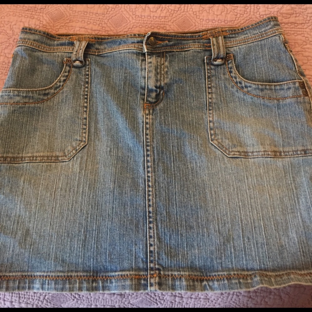 Denim skirt