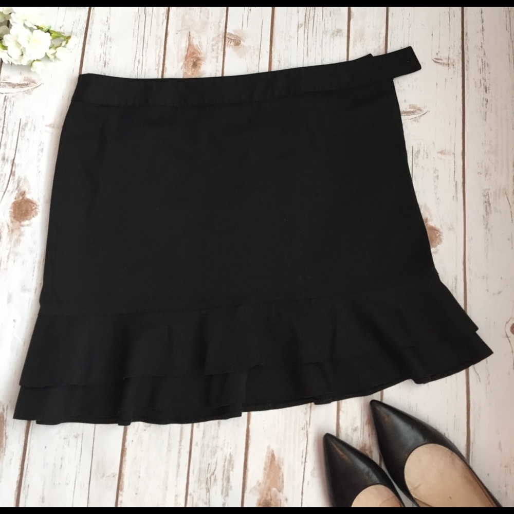 Express black ruffle skirt size 12
