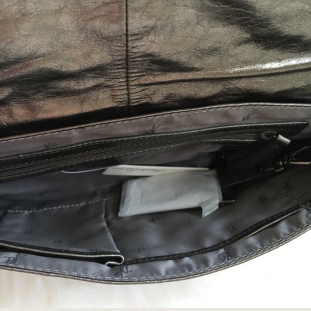 $129 Retail New! Kenneth Cole edgy clutch - Picture 7 of 13