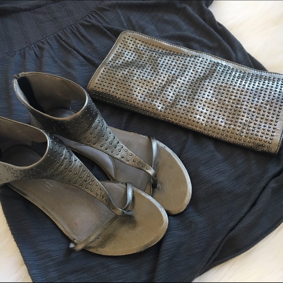 $129 Retail New! Kenneth Cole edgy clutch - Picture 5 of 9