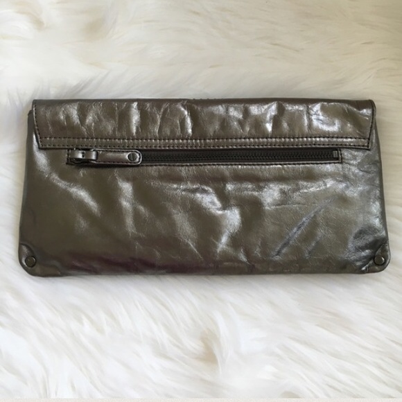 $129 Retail New! Kenneth Cole edgy clutch - Picture 8 of 9
