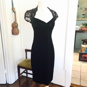 Stunning Black Lace and Velvet Dress Small/Medium