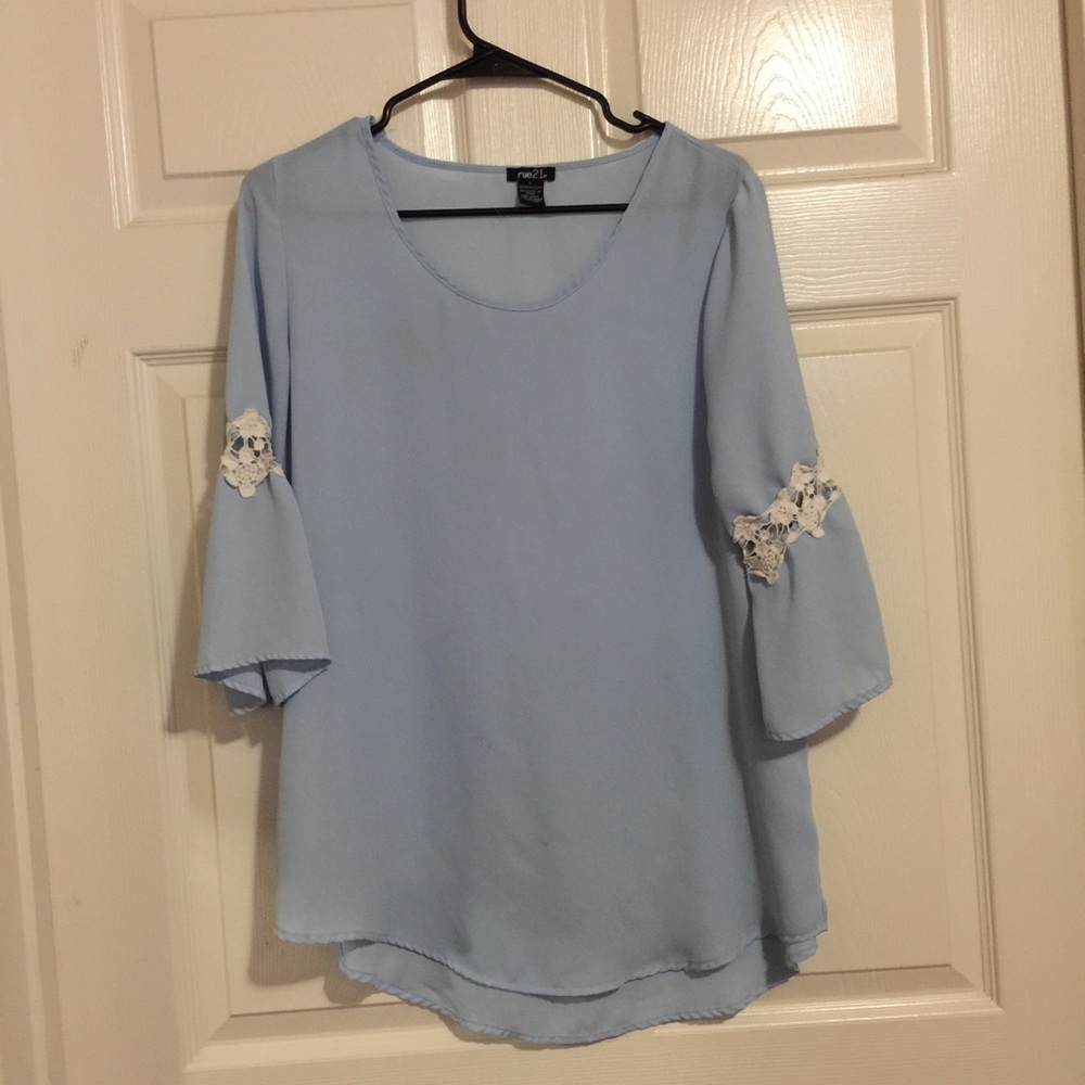Blue blouse! Perfect for summer!!