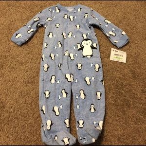 Carters Sleeper 6-9 mos