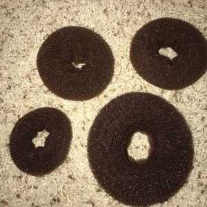 4 different sized sock buns