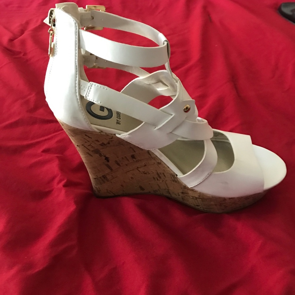 Guess Wedge shoe, size 7.5