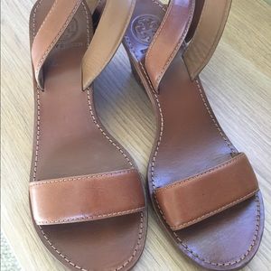 Tory burch wrap around buckle wedges