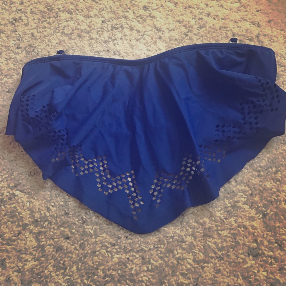Royal swim top size large