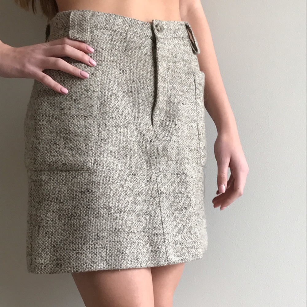 Beautiful mini wool skirt