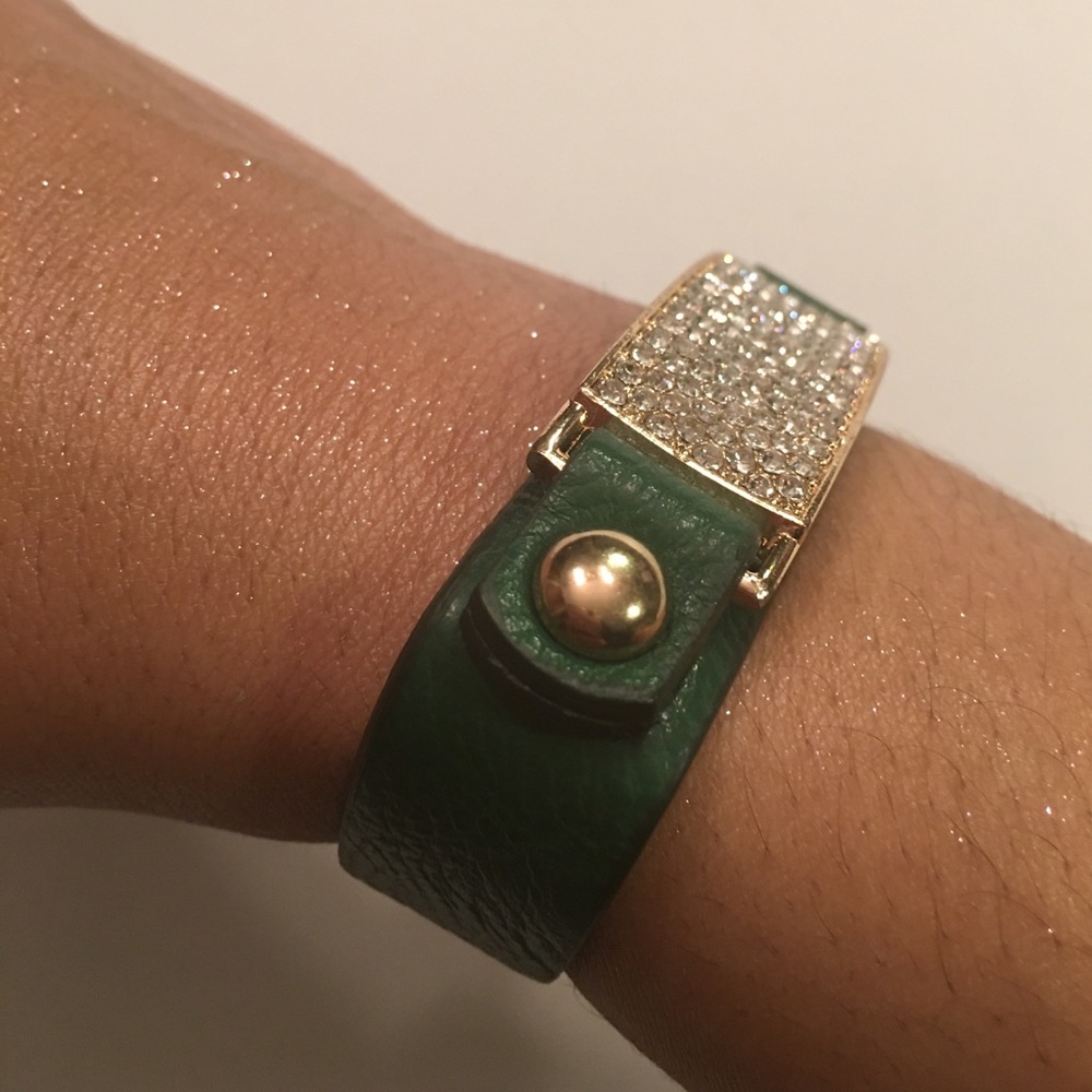🆕Vegan Leather Bracelet Emerald Green With Bling - Picture 5 of 6
