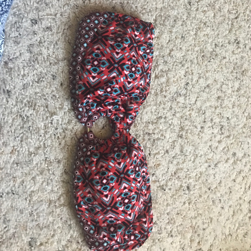 Size XL swim top
